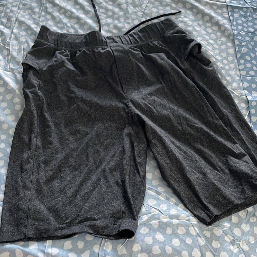 Men’s lululemon shorts
